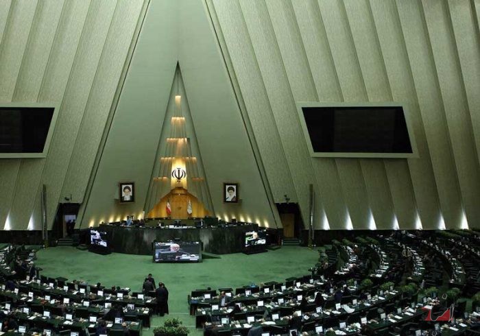 مخالفت مجلس با دریافت مالیات بر ارزش افزوده از مناطق آزاد