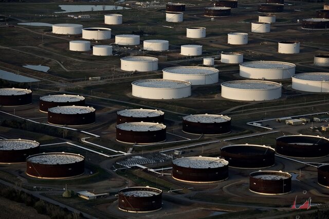 بازگشت نفت به مسیر کاهش قیمت