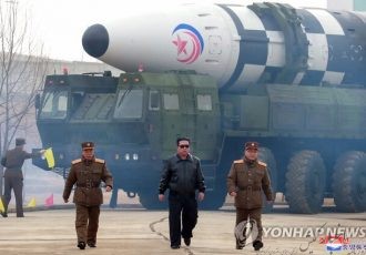 رهبر کره شمالی: به توسعه قابلیت‌های دفاع ملی ادامه می‌دهیم
