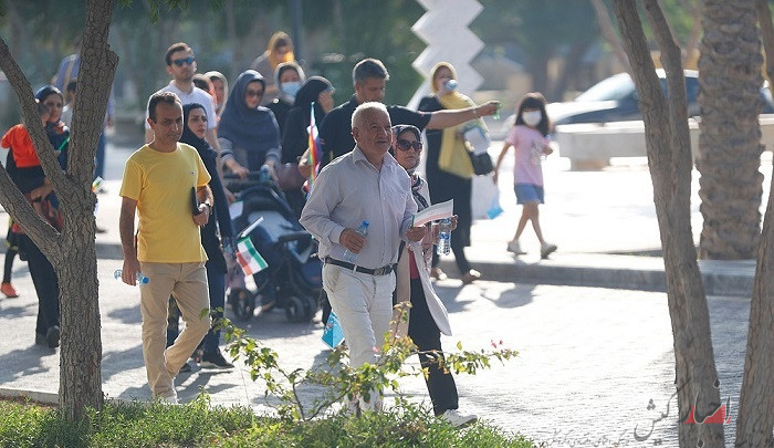 هشتمین همایش پیاده روی خانوادگی در کیش