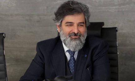 کیش؛ وقتی مسئله فقط گردشگر نیست، مسئله حکمرانی است