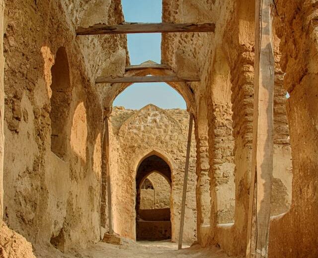 مالیاتِ سکوت برای بناهای تاریخی کیش